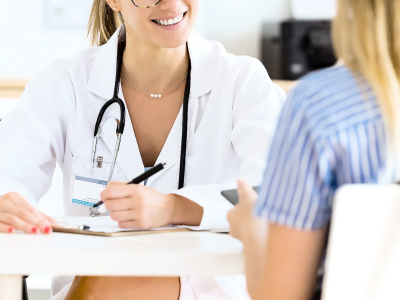 Пациент на консультации психиатра